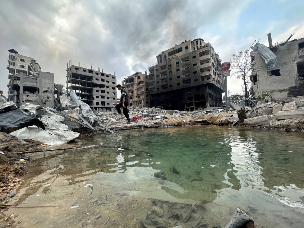 Město Gaza: Následky izraelského bombardování (10. 10. 2023).