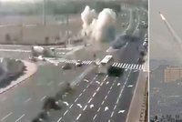 Výbuch bomby na dálnici za plného provozu: Izrael zasypaly rakety z Pásma Gazy