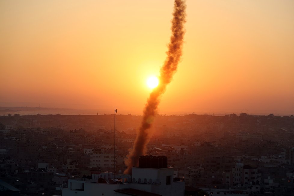 Napětí v Gaze: Mezi Palestinci a Izraelci opět létají rakety 12.11.2019)