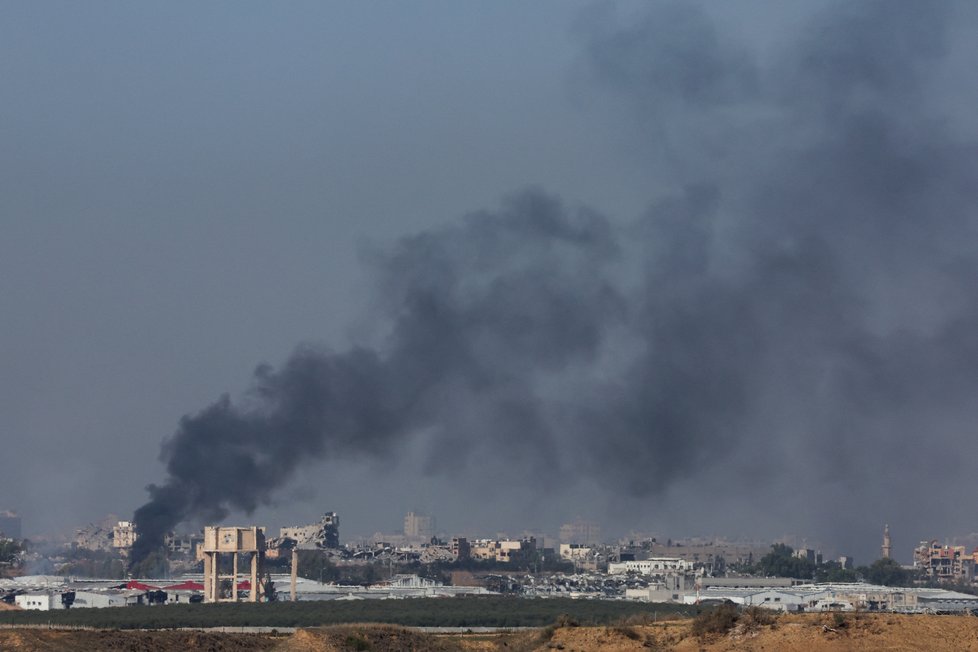 Kouř nad Gazou (4. 12. 2023)