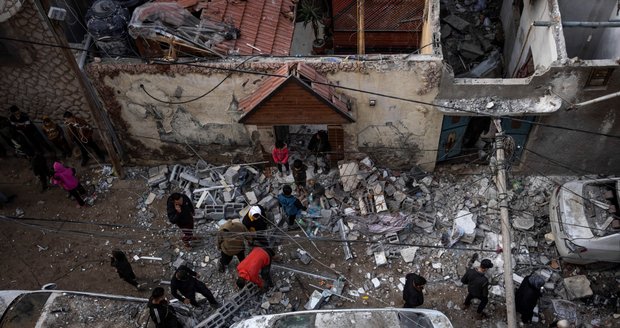 Izrael se připravuje na invazi Rafáhu. Biden: Bez plánu na ochranu civilistů zapomeňte