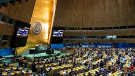 Valné shromáždění OSN schválilo rezoluci vyzývající k příměří v Pásmu Gazy (12.12.2023)