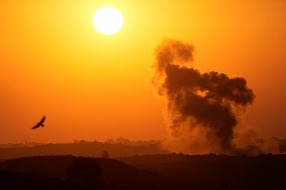 Bombardování Pásma Gazy v přípravě na pozemní invazi (15. 10. 2023)