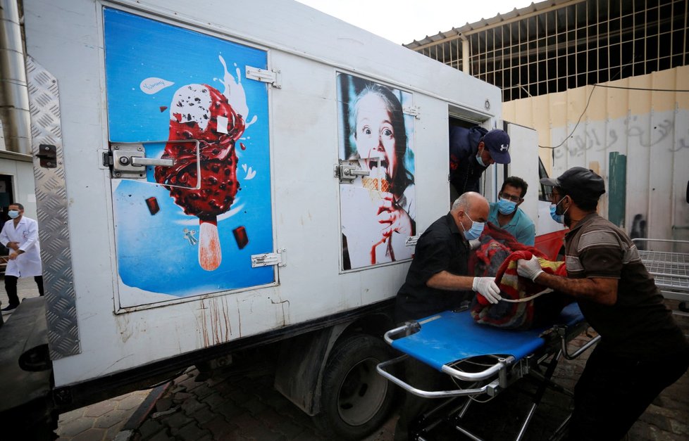 Márnice nestíhají, mrtví Palestinci se uchovávají ve zmrzlinářském autě (15. 10. 2023).