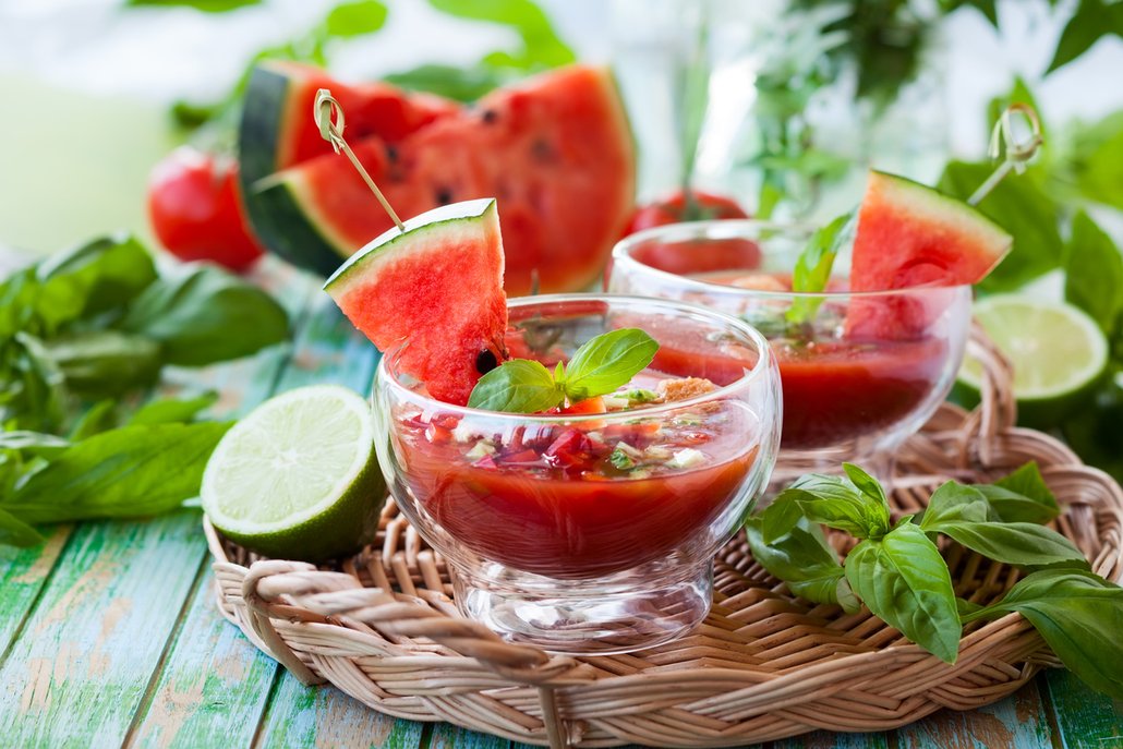 Jedna z verzí studené polévky gazpacho – s melounem