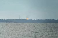 Rusko spaluje plyn určený pro Evropu. Plameny jsou vidět až ve Finsku, odhalily satelity NASA