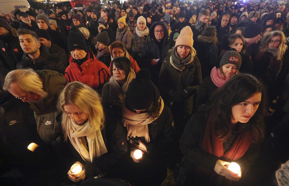 Polsko si připomíná zavražděného primátora Gdaňsku