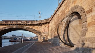 Jedna z nejradikálnějších proměn veřejného prostoru v Praze: Ze skladů se staly kavárny a galerie