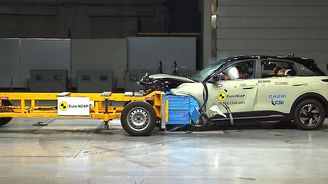 Geely E2 Geely E2