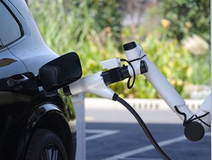Souboj automobilek v rychlonabíjení pokračuje. Geely překonalo BYD Flash Charging