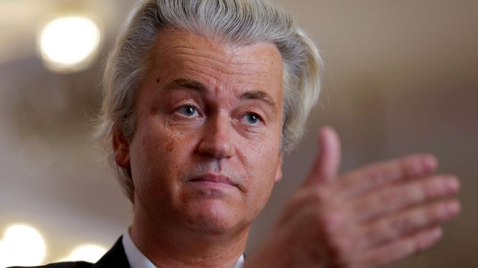 Předseda krajně pravicové Strany pro svobodu Geert Wilders čelí obvinění z diskriminace a podněcování k nenávisti vůči marockým přistěhovalcům.