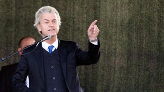 Geert Wilders, favorit voleb v Nizozemsku, zcela rozboural kampaň, odmítá televizní debaty