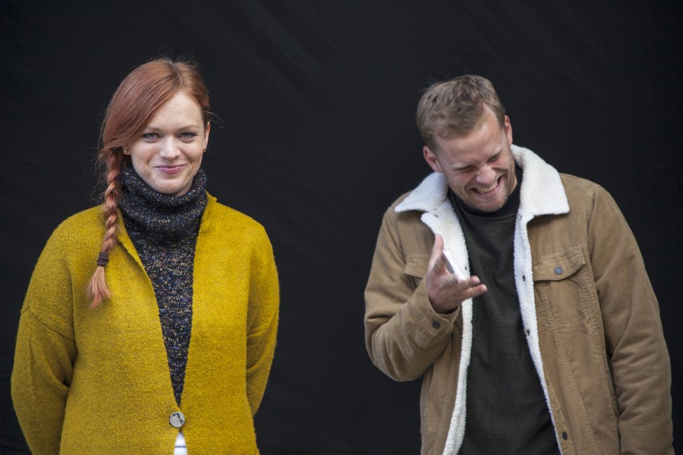 Romantická komedie LOVEní - Ester Geislerová a Jakub Prachař.