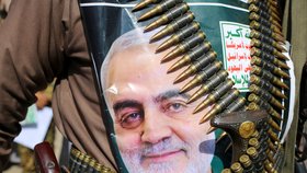 Smuteční akce za zabitého íránského generála Solejmáního v Teheránu (6.1.2020)