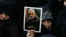 Íránci si stále připomínají generála Solejmánío, kterého zabil americký dron. (9.2.2020)