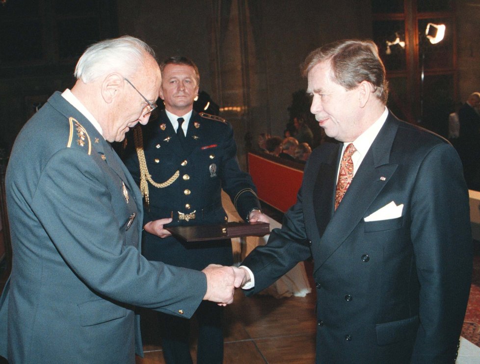 Nedožité 100. narozeniny brigádního generála Zdeňka Škarvady si ve středu připomene Ostrava.