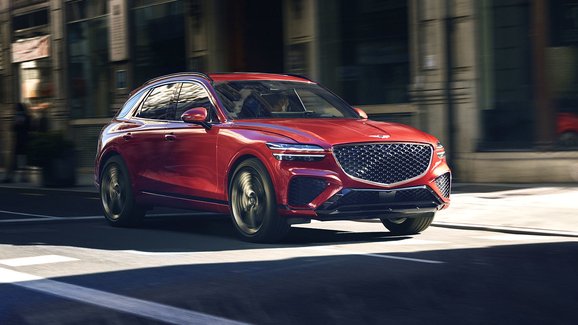 Luxusní SUV Genesis GV70 odhaluje motory. Má benzinový šestiválec i turbodiesel