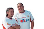 Dvojice populárních moderátorů a komiků Michal Suchánek a Richard Genzer si od sebe neodpočine ani ve volném čase. Oba se totiž věnují sportu, konkrétně fotbalu a tenisu, a to ve známém klubu Amfora.
