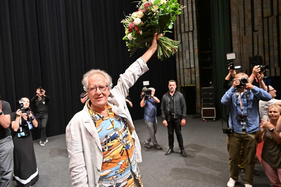 Geoffrey Rush na festivalu v Karlových Varech