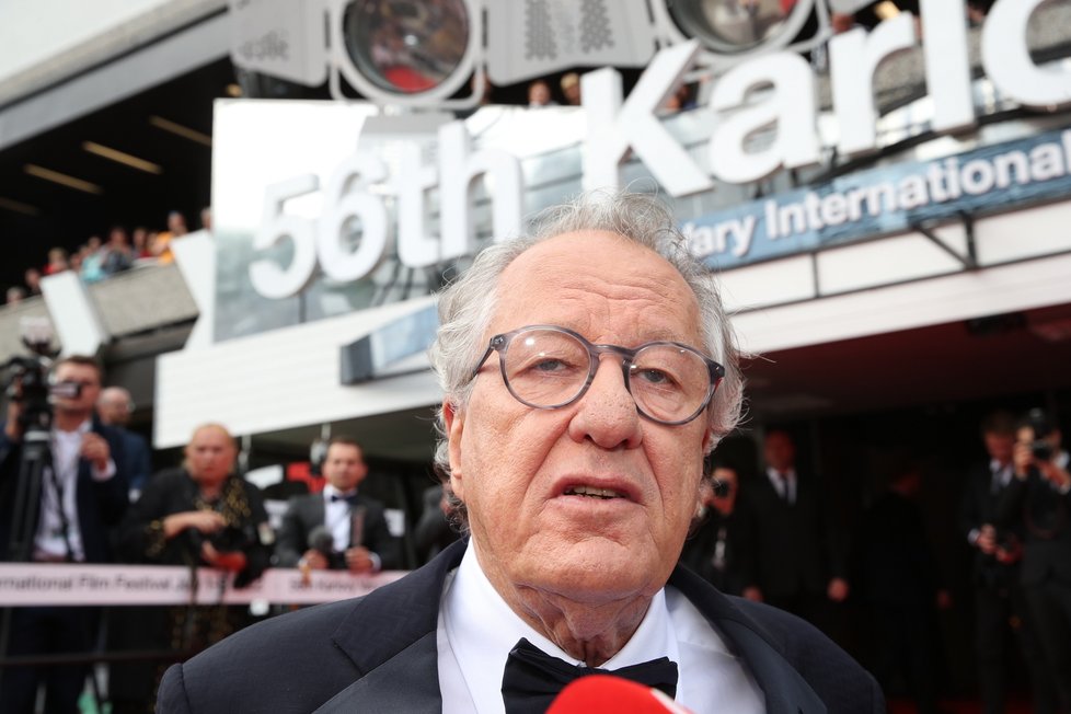 Geoffrey Rush v závěru KVIFF 2022