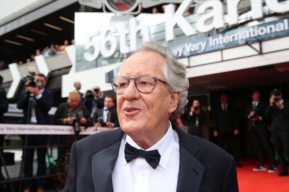 Geoffrey Rush v závěru KVIFF 2022