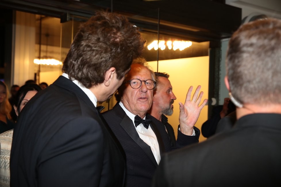 Slavnostní zakončení KVIFF 2022 - Geoffrey Rush a Benicio del Toro