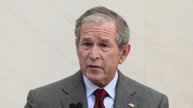 Prezident George Bush mladší prodělal operaci srdce