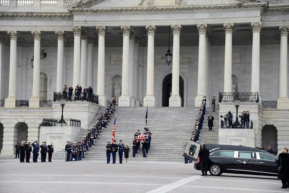 Pohřeb amerického prezidenta George Bushe staršího (5. 12. 2018)