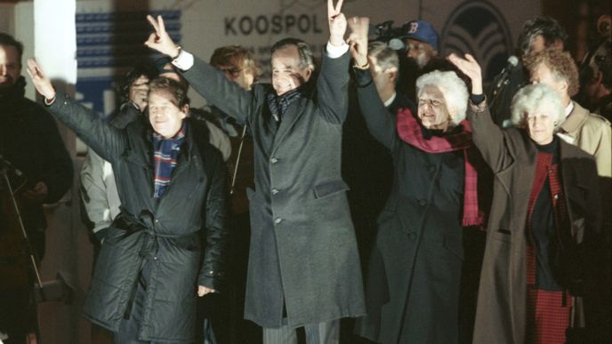 George Bush starší na návštěvě Prahy v roce 1990