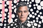 George Clooney se nechal nafotit v záplavě puntíků.
