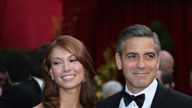 George Clooney a Sarah Larsonová