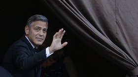 Clooney se s posledními dny mládenectví loučí s úsměvem.