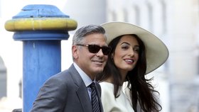 Oddáni za 10 minut: Clooney stvrdil sňatek s právničkou civilním obřadem!