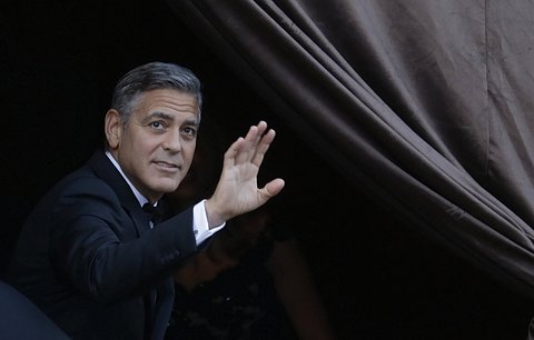 Sbohem, svobodo: George Clooney si užívá poslední chvíle mládenectví před svatbou!