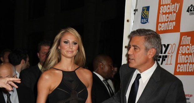 Clooney dal své přítelkyni kopačky