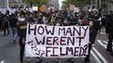 Protesty vyvolané násilnou smrtí černocha George Floyda pokračují v Minneapolisu