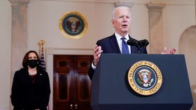 Americký prezident Joe Biden dnes označil verdikt poroty nad bývalým minneapoliským policistou Derekem Chauvinem za velký krok kupředu.