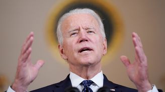 Biden přilepší berňáku, aby lépe vybíral daně od bohatých. Dodatečnými penězi podpoří rodiny