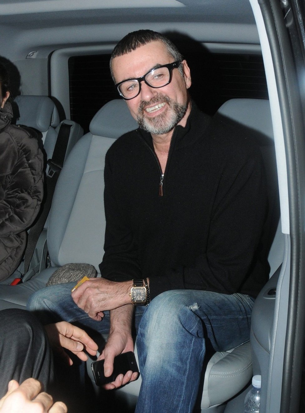 George Michael má opět důvod k úsměvu: Daří se mu již podstatně lépe, zotavení z náročného boje o život probíhá na jedničku