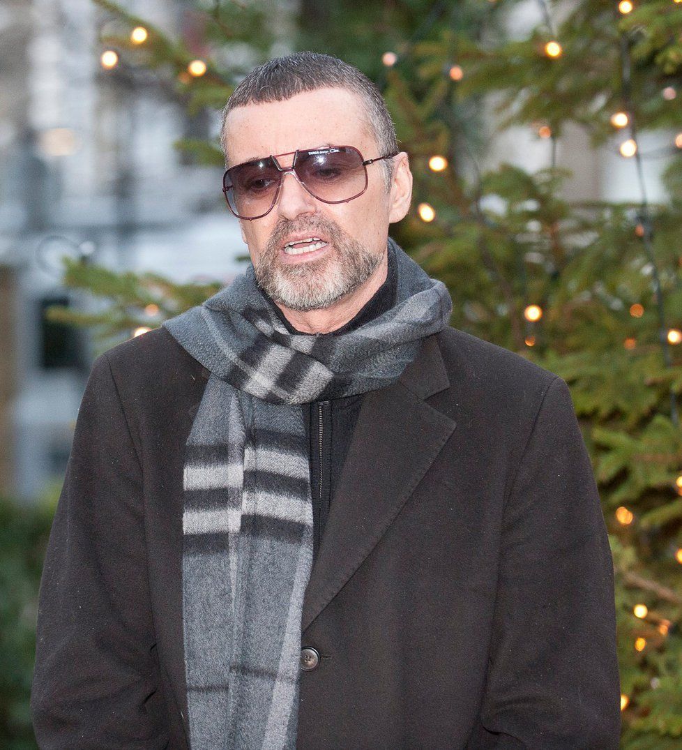 George Michael nastoupil na nejdražší odvykací kliniku světa.