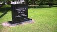 V roce 2014 vztyčili nad chlapcovým hrobem náhrobek, na němž se píše „nespravedlivě odsouzen, ilegálně popraven státem Jižní Karolína“.