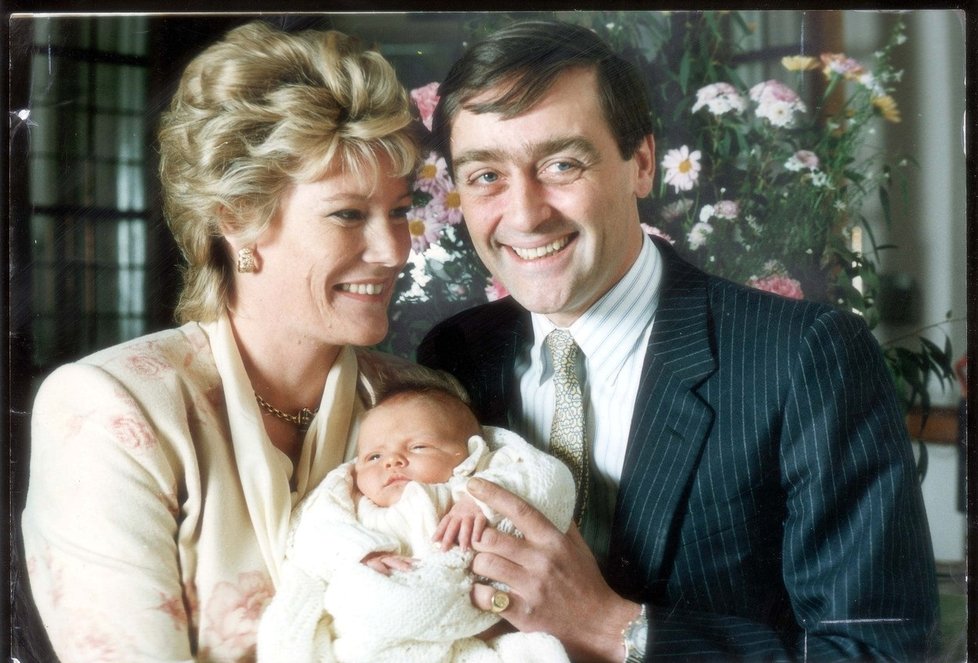 Vévoda Gerald Cavendish Grosvenor s manželkou Natalií a synem Hughem