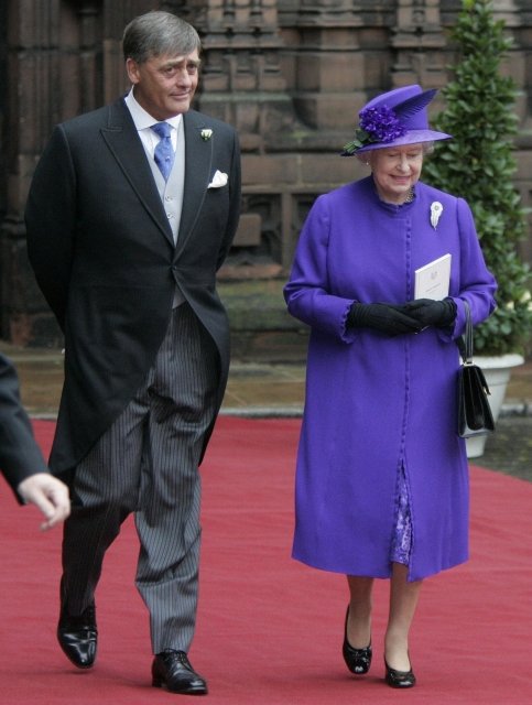 Britský vévoda Grosvenor s královnou Alžbětou II.
