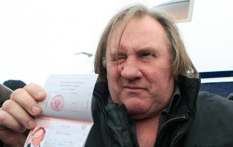 Depardieu je Rusem teprve 4 dny a už z něj chtějí udělat ministra!