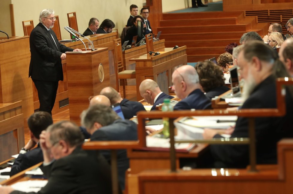 Aleš Gerloch promluvil při své kandidatuře na ústavního soudce před senátory (20. 3. 2018)