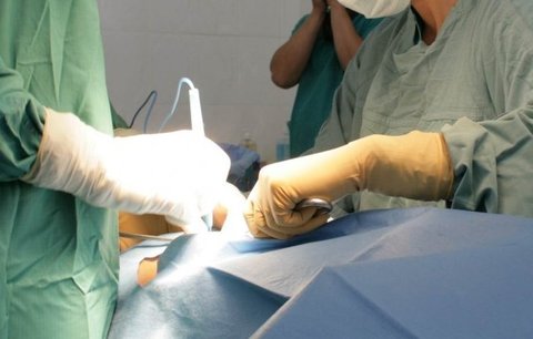 Ve Španělsku změnili pohlaví 16letému teenagerovi