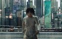 Ghost in the Shell: Scarlett Johansson vystřídala Avengers za kyberpunk