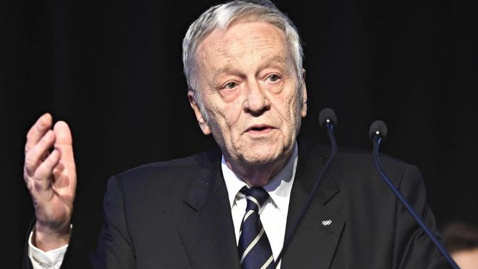 Předseda lyžařské federace FIS Gian Franco Kasper šokoval svými výroky. 