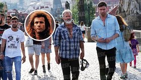 Mel Gibson je v Praze