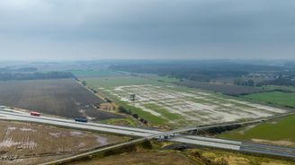 Větší než továrna Volkswagenu. Stát vyjednává s nadnárodním investorem o gigafactory na Karvinsku